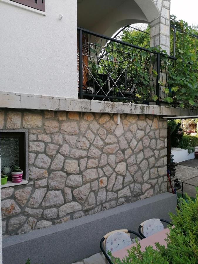 Apartments With A Parking Space Njivice, Krk - 5320 Exterior foto