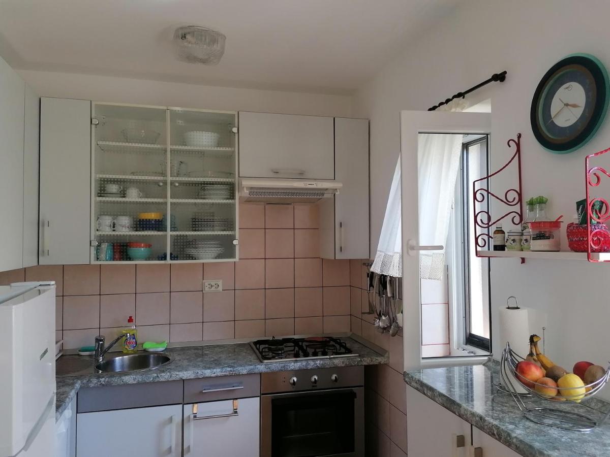Apartments With A Parking Space Njivice, Krk - 5320 Exterior foto